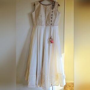 Ivory Beaded Indian Bollywood Bridal Costume Gown